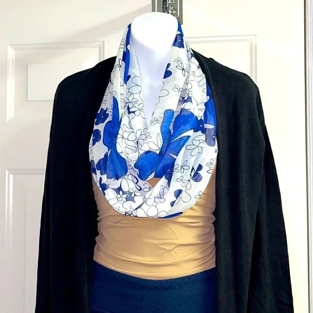Reversible Blue and White Floral Infinity Scarf
